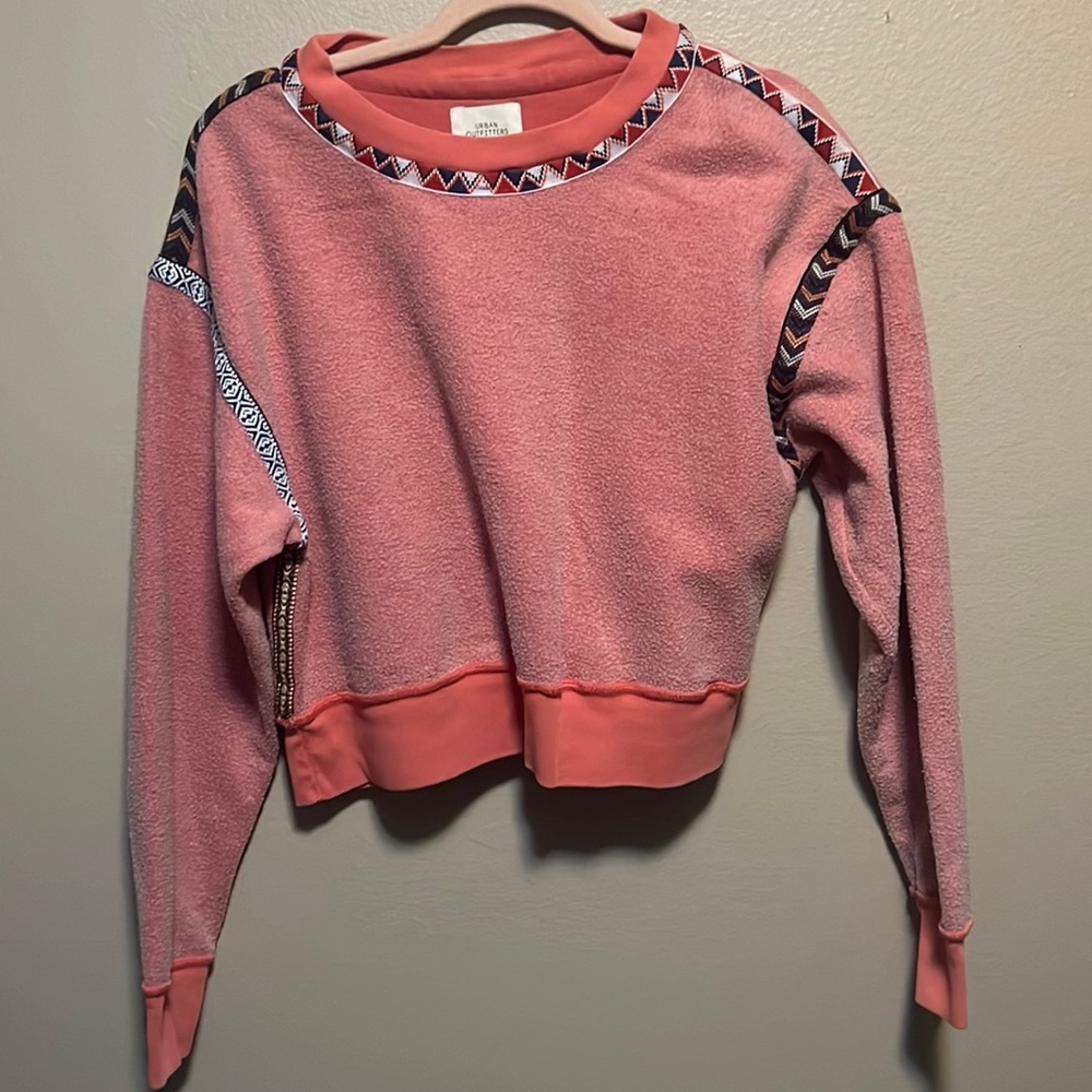 Urban outfitters women’s size small Dani inside out sweater